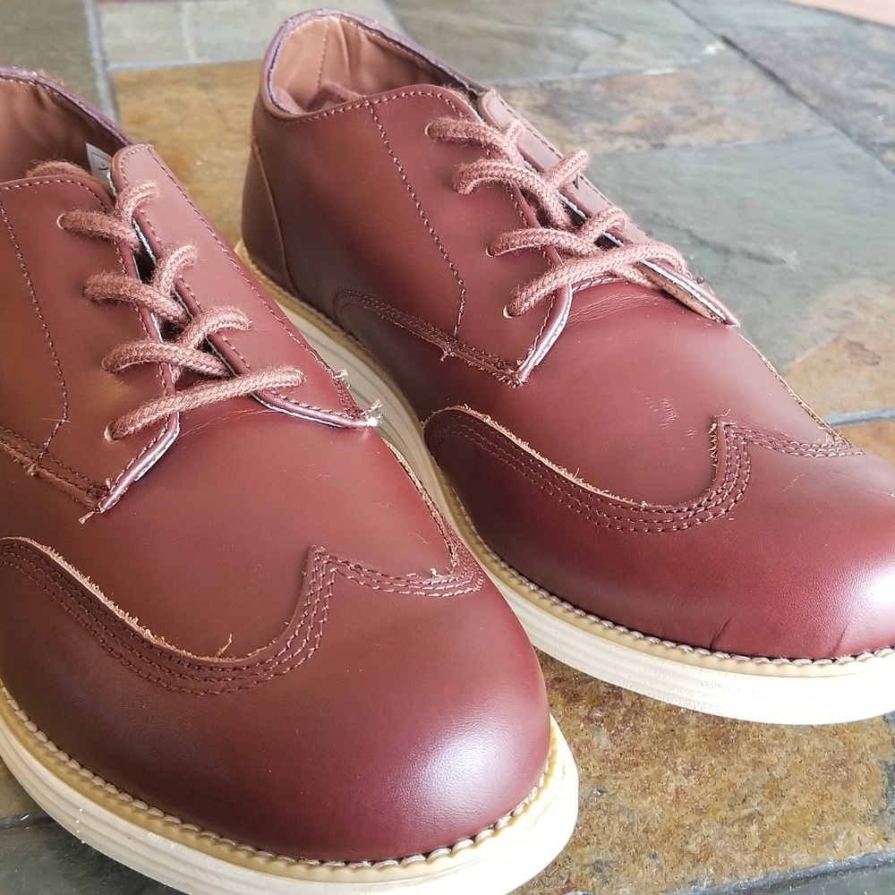 Cole Haan boys casual dress shoes brand new